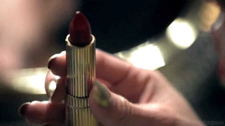 Pin On Lipstick Gifs
