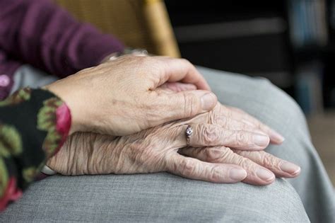 Saving Your Elderly Parents From Financial Fraud
