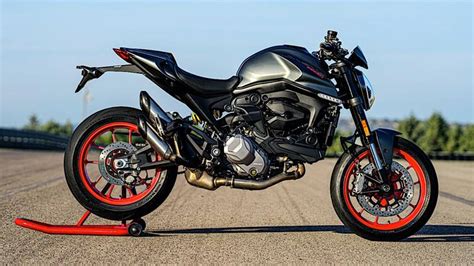 The monster 797 is super sporty but also more comfortable to ride than some of the other models, and quite intuitive. Ducati Monster 2021 Archives - World Today News