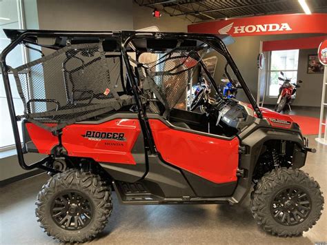Located 1 miles away from salem, or. 2021 Honda® Pioneer 1000-5 Deluxe | Honda of Winston-Salem