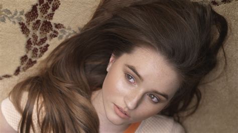 Kaitlyn Dever Nude Pics Page