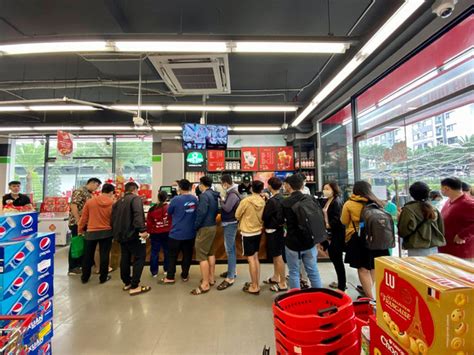 Jun 26, 2021 · giá cả thị trường hôm nay: Phúc Long xuất hiện lần đầu tiên ở VinMart Hà Nội, khách ...