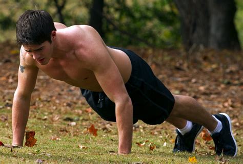 male celebrities steven r mcqueen shirtless jogging is hot and you know it