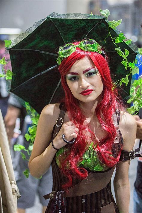 See The Best Costumes From San Diego Comic Con 2017