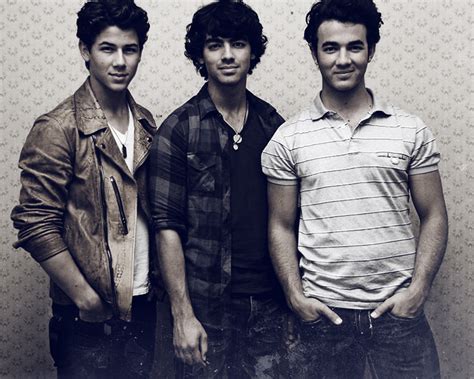 Jonas The Jonas Brothers Wallpaper 31270746 Fanpop