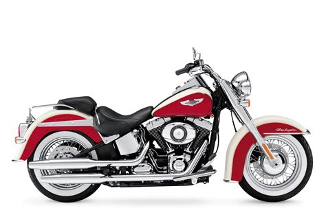 Harley Davidson Softail Deluxe 2012 2013 Specs Performance And Photos