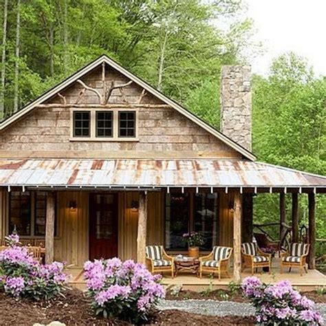 38 Top Rustic Porch Ideas To Decorate Your Beautiful Backyard Page 31