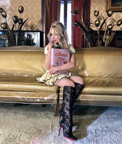 Sabrina Carpenter Drops Video For Almost Love Glitter Magazine