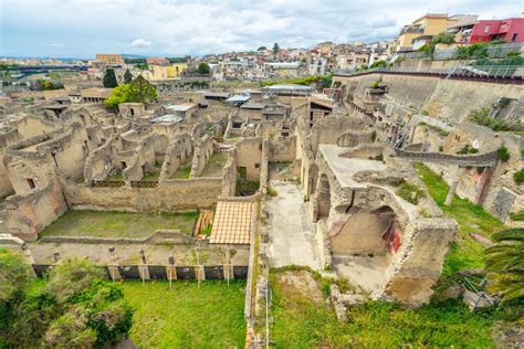 Pompeii Or Herculaneum Which Ancient City Should You Visit