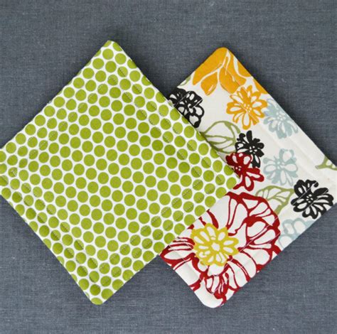 8 x 5 x 0.6 inches | machine washable: Easy Potholders | FaveCrafts.com