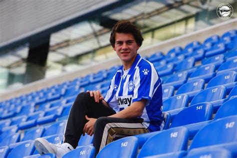 Facundo pellistri, 19, from uruguay manchester united, since 2020 right winger market value: Pellistri eligió el Alavés entre 3 ofertas - Norte Exprés ...