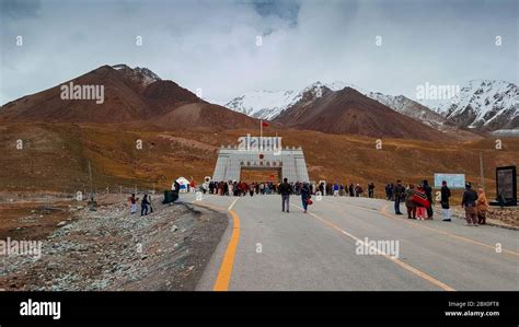 Khunjerab Pass Pak China Border 6282018 Stock Photo Alamy