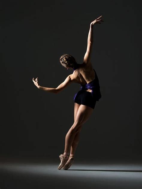 Danse Contemporaine Mouvement De La Danse Classique Ballet Poses