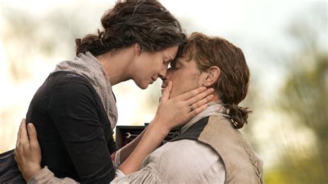 Why There Were Fewer Sex Scenes In Outlander Season 4