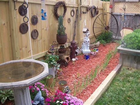 Modern Rustic Decor For Your Garden Tips For Beginners Talkdecor