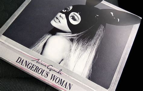 Ariana Grande Dangerous Woman Cd Album Deluxe Version Ivanyolo