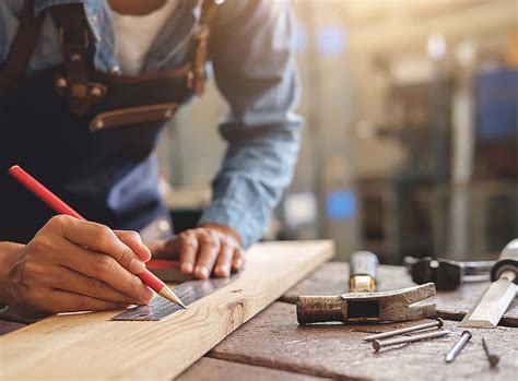 carpentry prices guide carpenter uk rates