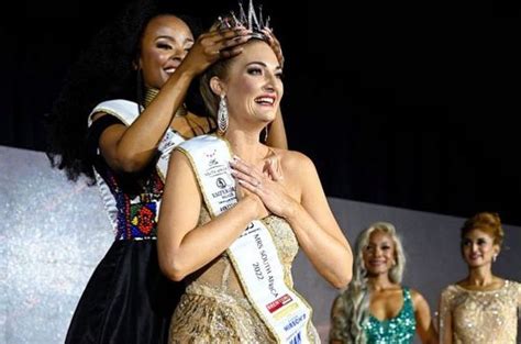 Jo Judnick Wilson Crowned Mrs South Africa 2022 Photos
