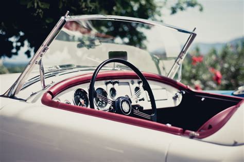 Can I Run An Antique Car With Unleaded Gas - HEWQXW