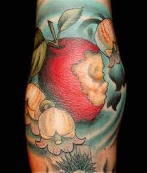 Apple Tattoos And Designs Apple Tattoo Meanings And Ideas Apple Tattoo