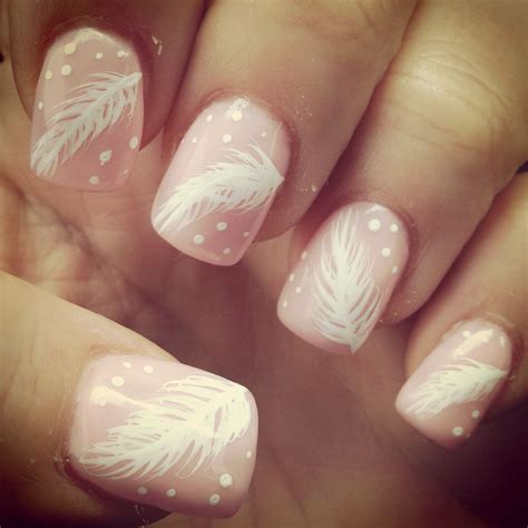 Feather Nails Art