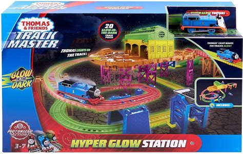 Thomas And Friends Track Masters Hyper Glow Station Set Piese Fjl
