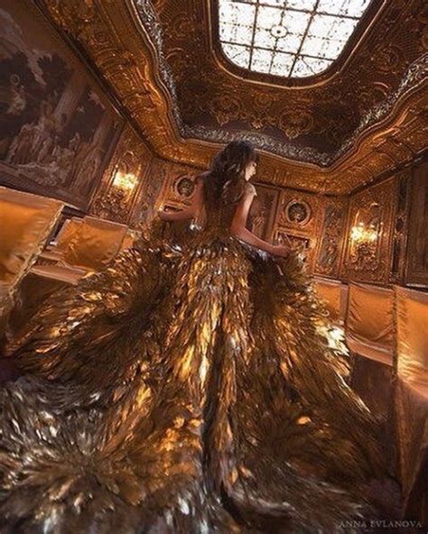 Gold by @malyarovaolga фото @anna.evlanova #dress #malyarovaolga # ...
