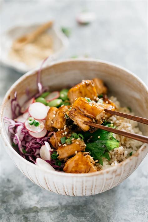Everyone is getting very excited. Teriyaki Salmon Bowl in 15 minutes | Chopstick Chronicles