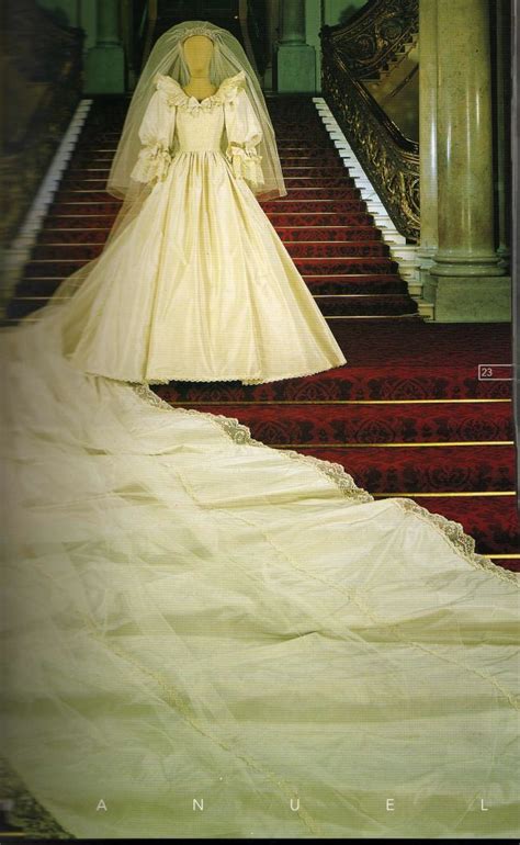 Princess Dianas Wedding Gown As Displayed In Kensington Palace C 1998