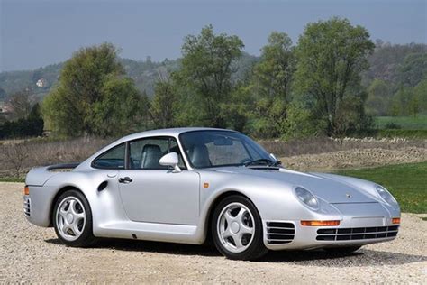 This Porsche 959 Has The Most Iconic Color Combination Carbuzz