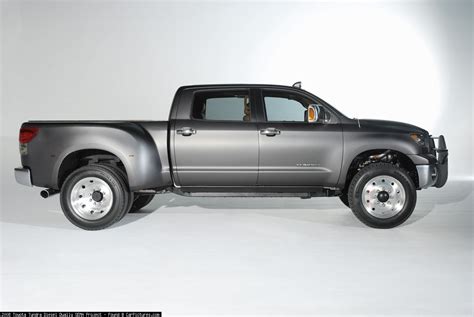 Toyota Tundra Diesel Dually Photos Photogallery With 6 Pics
