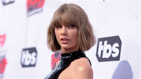 Should Website Have Published Leaked Taylor Swift Photo Fox News