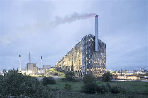 Bjarke Ingels Group S Power Plant And Ski Slope Opens In Copenhagen Global Construction Review