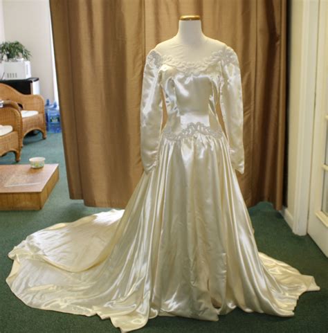 Reserved For Eric Vintage Heavy Duchesse Satin Silk 1944 Etsy India
