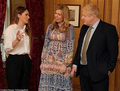 Taking to twitter, carrie, who is engaged to prime minister boris johnson, wrote: Carrie Symonds shows off her bump and engagement ring ...