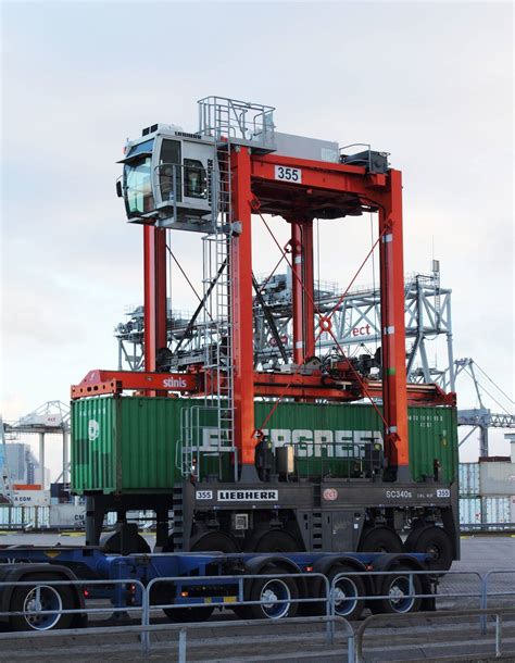 Liebherr Container Cranes Commission Seven In Rotterdam