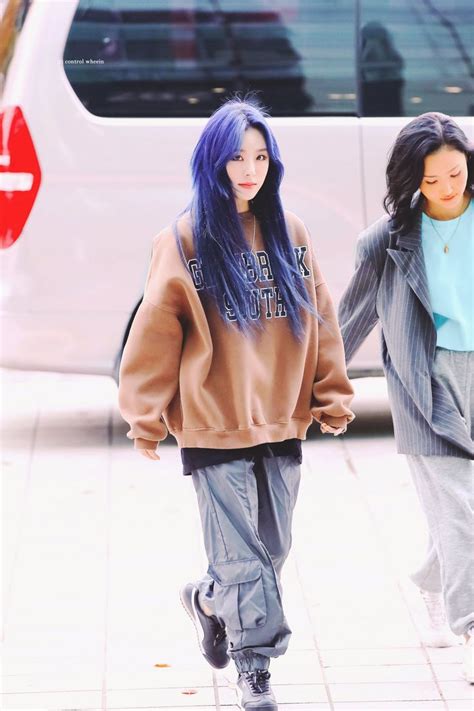 Pin By ՑՄϹϹÍԵհմ On Mamamoo 마마무 Korean Street Fashion Fashion Kpop Fashion