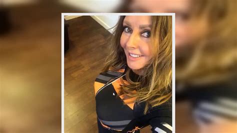 Carol Vorderman Countdown Star Flaunts Jaw Dropping Figure After