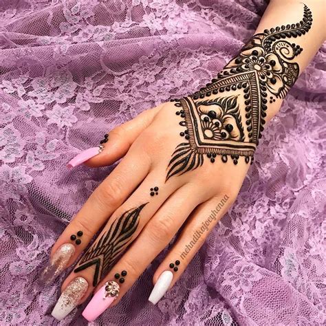 Latest And Best Eid Mehndi Designs 2017 2018 Special Collection