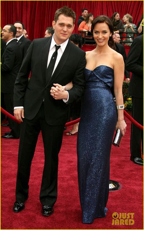 Photo Anne Hathaway Emily Blunt Devil Wears Prada Oscars Moment 05 Photo 4548582 Just Jared