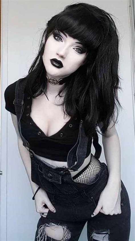 Gothic Fashion For Those Men And Women That Get Pleasure From Wearing