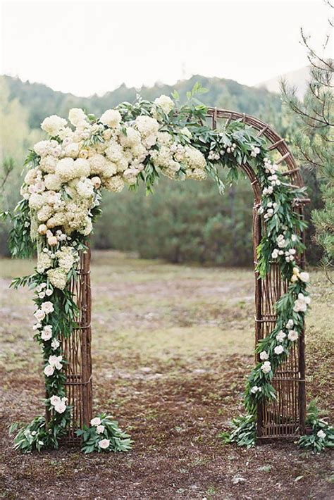 21 Beautiful Wedding Arch Decoration Ideas With Flowers In Our Gallery