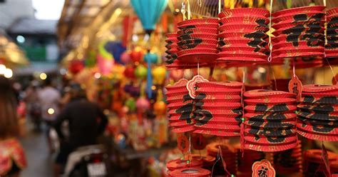 Making mooncakes used to be a family reunion activity before the tradition. Chinese Mid-Autumn Festival 2020: Wishes, Messages, Quotes ...