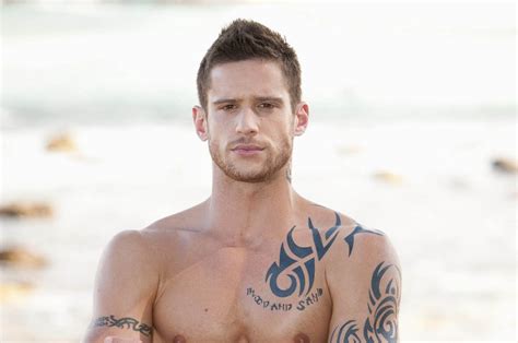 Home And Away Darcy S Feelings Hot Up But It S Getting Risky Daily Star