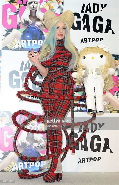 Lady Gaga Attends The Press Conference For Her New Album Artpop At News Photo Getty Images