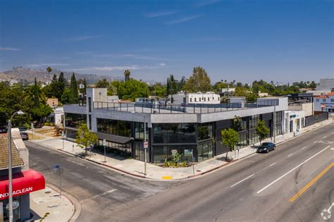 8175 Melrose Ave Los Angeles Ca 90046 Retail For Lease