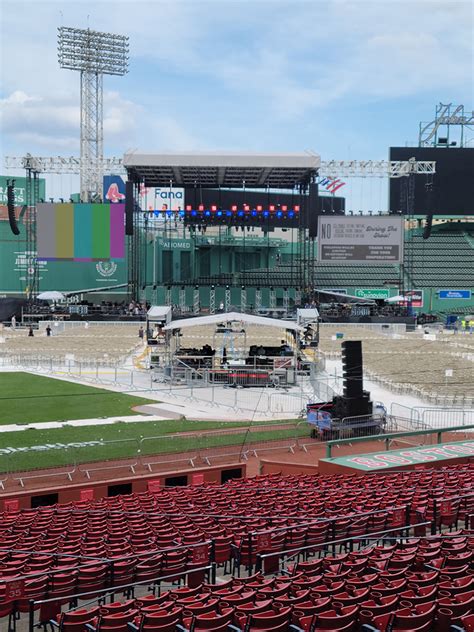 Scorpio Sound Systems Backs Up Bill Burr At Fenway Park With Dandb Ksl Foh Front Of House Magazine