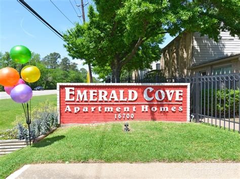 Emerald Cove Apartments Houston Tx