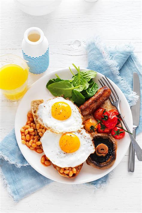 In fact, when it comes to eating out, it is a lot easier to track your macros and calories at fast food restaurants opposed to mom and pop restaurants that are not required to post the calorie and nutritional information of the food. This delicious healthy big breakfast recipe is your ...