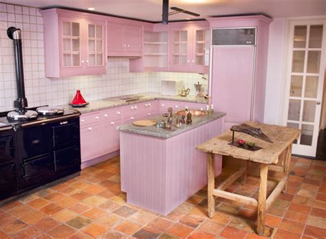 desain dapur warna pink  cantik modern   elegan
